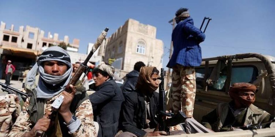 عشرات الحوثيين يسلمون أنفسهم غربى اليمن