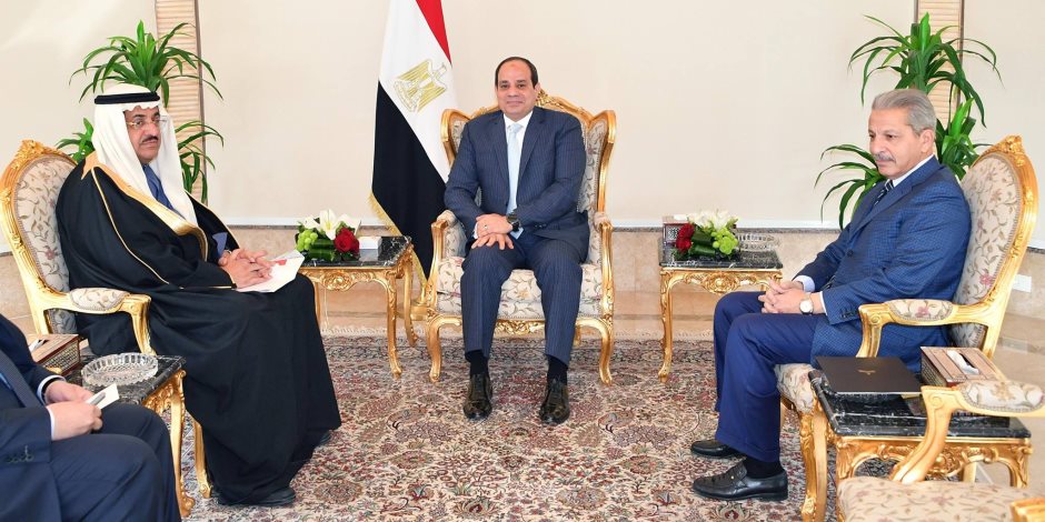 السيسي يستقبل وزير الخدمة المدنية السعودي لتطوير آفاق التعاون بين البلدين السيسي يستقبل وزير الخدمة المدنية السعودي لتطوير آفاق التعاون بين البلدين