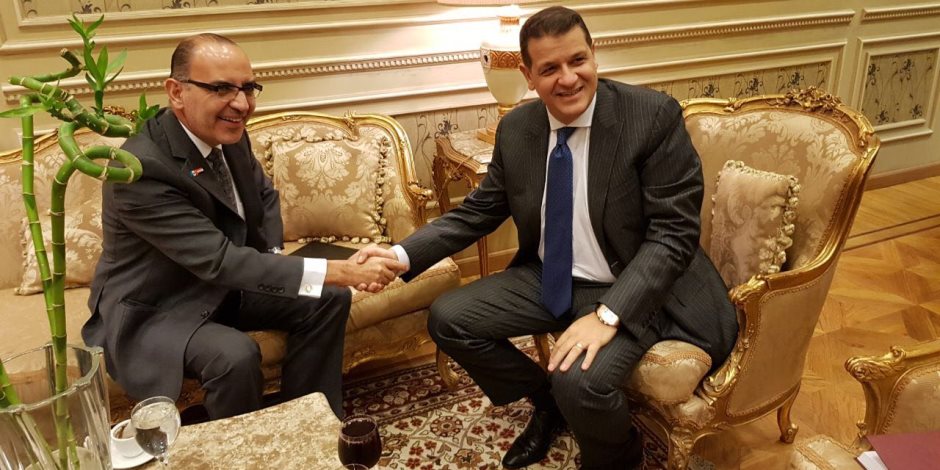 سفير المكسيك بالقاهرة يطالب بتأسيس جمعية صداقة برلمانية مع مصر