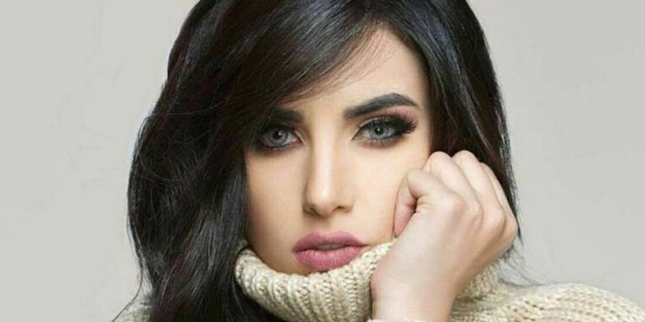 كليب "حكايات بنات"لمروة نصر سعيدة لون جديد