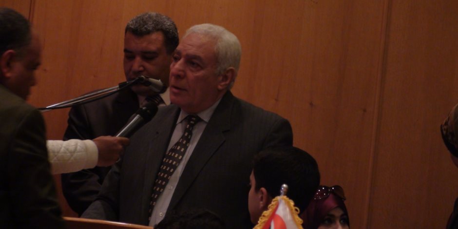 رئيس دينية البرلمان: تأييد السيسى يدعم استقرار مصر ويحافظ على أمنها 
