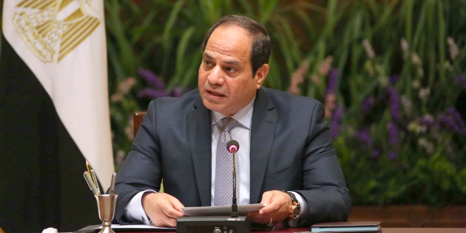 "نساء مصر يدعمن الرئيس" تعلن تأجيل مؤتمرها..اعرف السبب