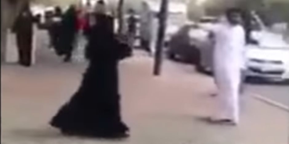 القصة الكاملة لرقص شاب وفتاة بشارع الفن بالسعودية (فيديو)