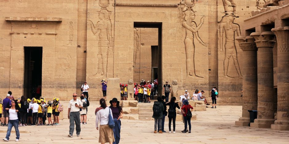 اكتشافات مصر الأثرية تغازل الأجانب.. 6 هدايا جديدة منها مومياوات وتماثيل