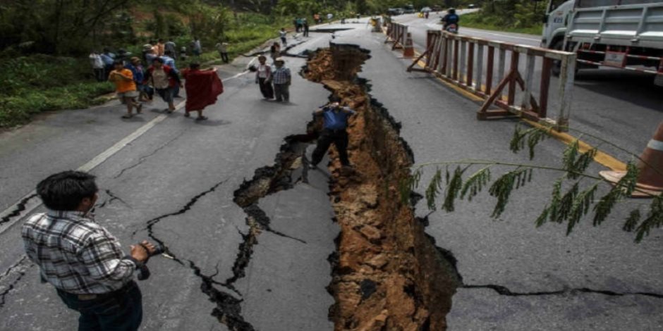 زلزال بقوة 6 درجات على مقياس ريختر يضرب جزيرة تالاود فى إندونيسيا