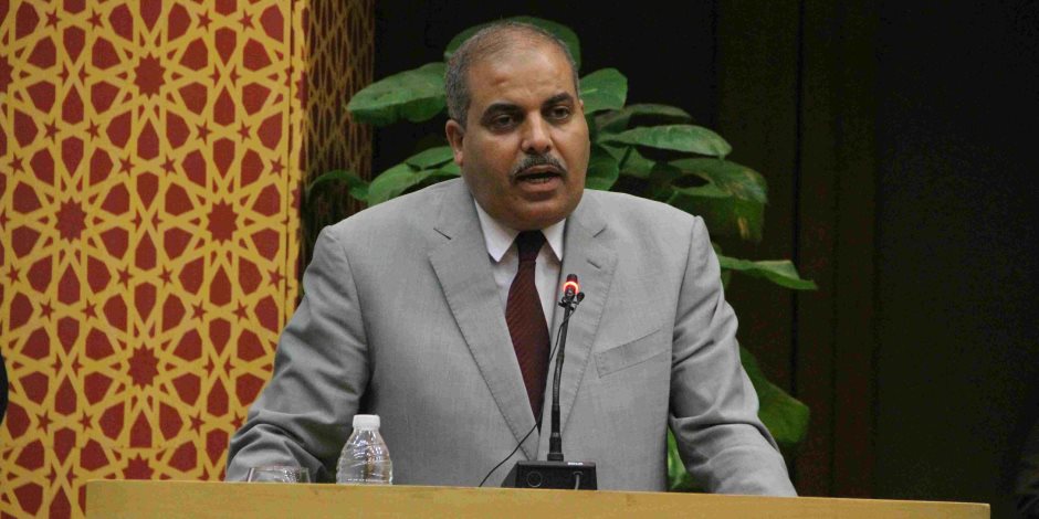 رئيس جامعة الأزهر يدلي بصوته في سفارة مصر بالبحرين: خطوة مهمة لاستكمال الإصلاح