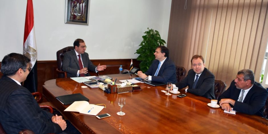 وزير البترول: المؤسسات العالمية تتابع التطورات الإيجابية للاقتصاد المصري