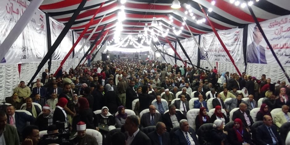 أهالى شمال سيناء: «السيسى» يطوى صفحة الإرهاب ويفتح آفاق التنمية