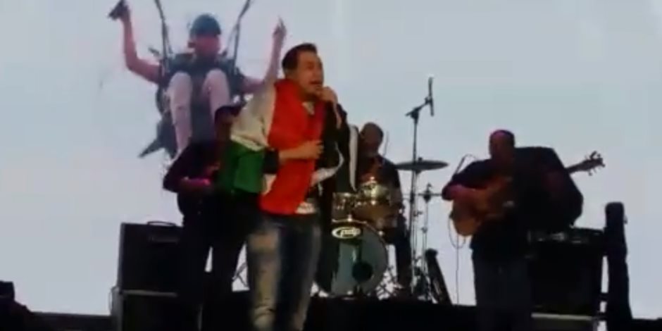 حكيم يشعل حماس الآلاف في حفل الكويت بـ"تسلم الأيادي" ونشيد "قالوا إيه" (فيديو)