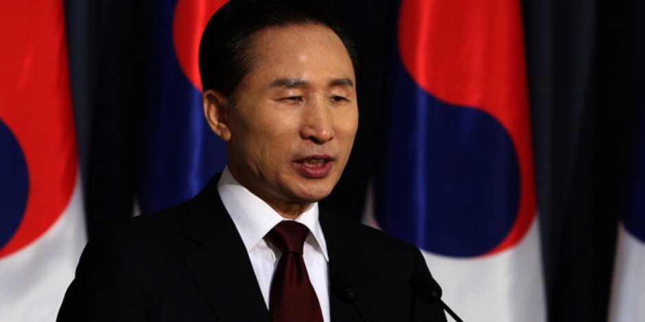 بعد تركه منصبه بـ 5 سنوات.. استجواب رئيس كوريا الجنوبية في قضايا فساد