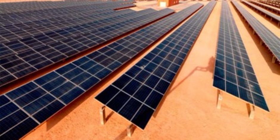 ربط 50 ميجا وات من الطاقة الشمسية بأسوان على الشبكة القومية