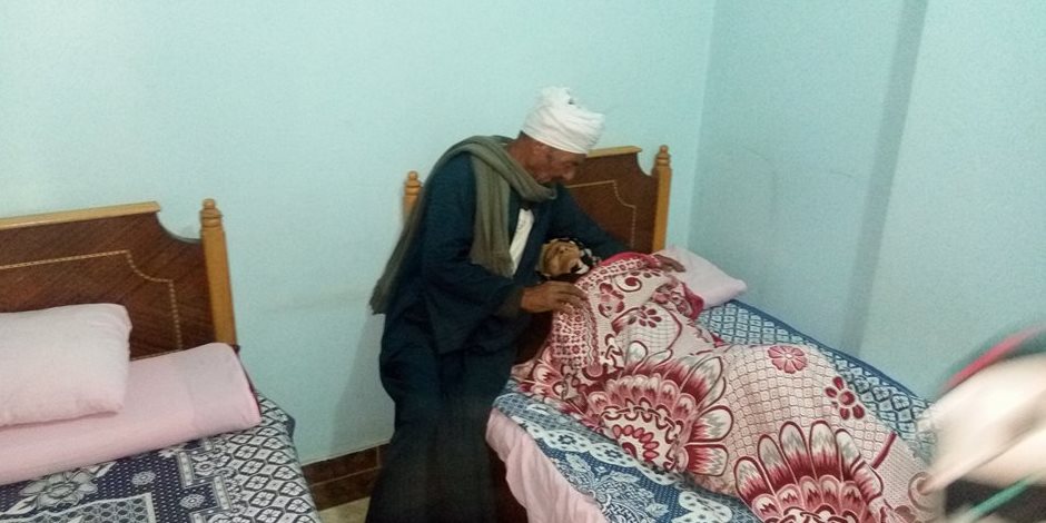  نقل عجوز سفلاق لدار المسنين بعد تلقيها العلاج في المستشفى العسكري (صور)