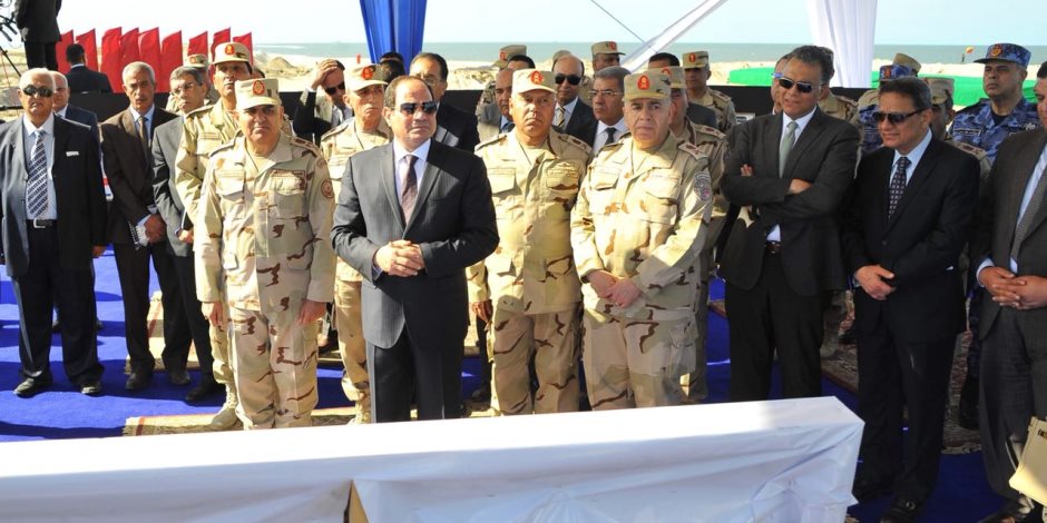 13 صورة ترصد تفقد الرئيس السيسي للمشروعات القومية في شرق بورسعيد
