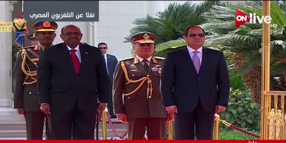 مراسم استقبال رسمية للرئيس السوداني بقصر الإتحادية