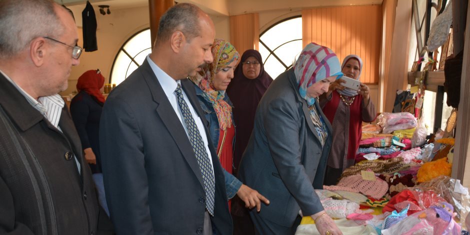 افتتاح معرض المدرسة المنتجة بديوان عام وزارة التربية والتعليم 
