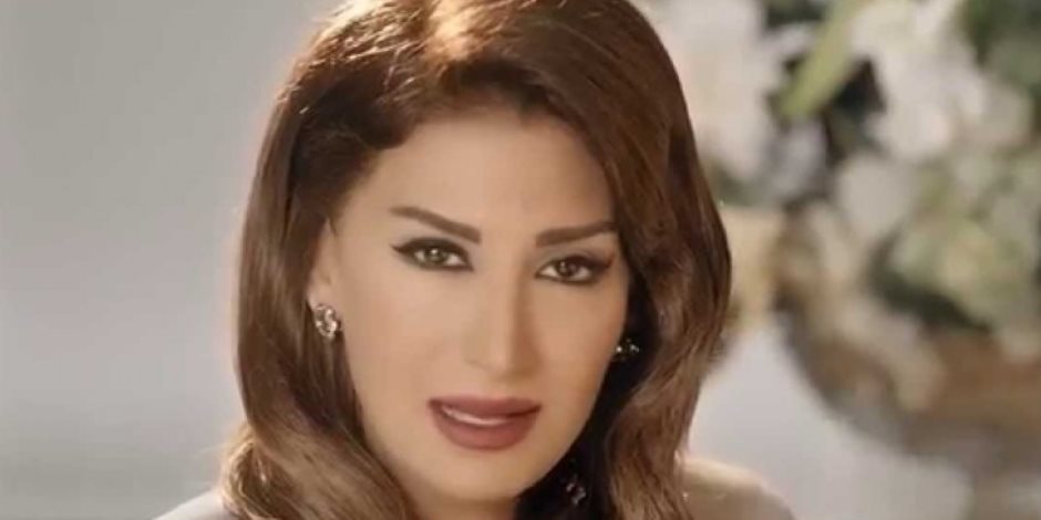 رويدا عطية في لبنان بسبب "خاين"
