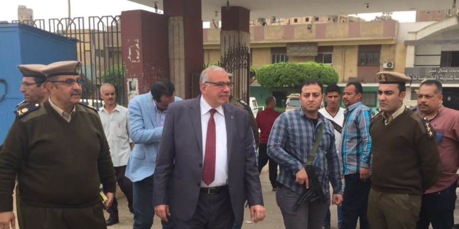  مدير أمن القليوبية يتابع أماكن توزيع أوراق اقتراع الانتخابات الرئاسية بلجان شبرا الخيمة 