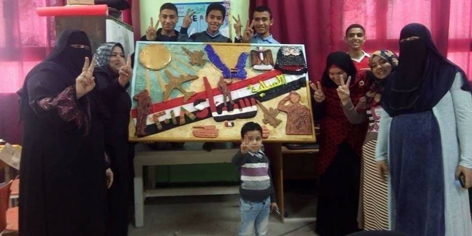 طلاب مدرسة بطور سيناء يبدعون جدارية للعملية الشاملة «سيناء 2018» صور) 