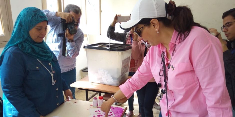 وفاء عامر لـ«صوت الأمة»: المصريون هيشاركوا في الانتخابات رغمًا عن أعداء الوطن (صور و فيديو)
