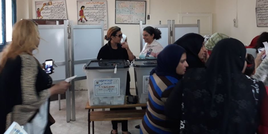 الانتخابات الرئاسية في 6 ساعات.. إقبال كثيف على اللجان بمصر الجديدة (فيديو وصور)