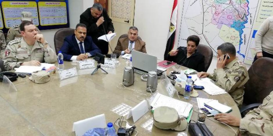نادية عبده تتابع العملية الانتخابية من داخل غرفة عمليات محافظة البحيرة (صور)