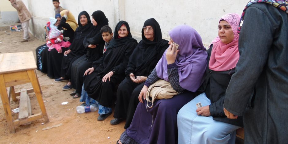قرية السعادات ببلبيس تحتشد أمام اللجان في آخر أيام تصويت انتخابات الرئاسة (صور)  