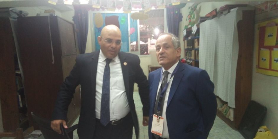 سفير الأردن بالقاهرة متفقدا اللجان الانتخابية في الزمالك: نتمنى الخير لمصر