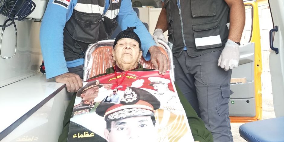 في اليوم الثالث والأخير.. إسعاف كفر الشيخ تنقل 8 مسنين للتصويت (صور) في اليوم الثالث والأخير.. إسعاف كفر الشيخ تنقل 8 مسنين للتصويت (صور)