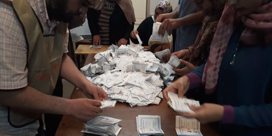 نتائج أولية لانتخابات الرئاسة 2018..  6 لجان عامة بالفيوم: 475846 للسيسى و16656 لموسى