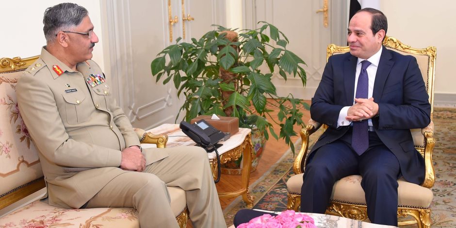 رئيس الأركان الباكستاني يؤكد للسيسي إعجابه بالإصلاح الاقتصادي المصري