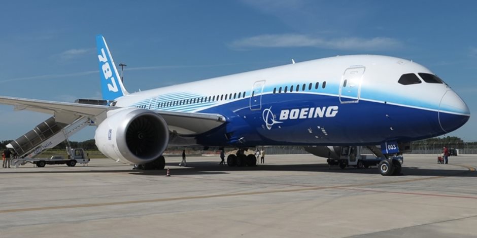 وزارة النقل اليابانية تطلب فحص محركات «بوينج 737» في ضوء حادث الولايات المتحدة