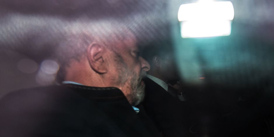 اعتقال الرئيس البرازيلي الأسبق لسجنه 12 عاما بتهم فساد