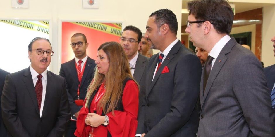 وزير الاتصالات يلتقي قيادات شركة فودافون مصر بمقر الشركة
