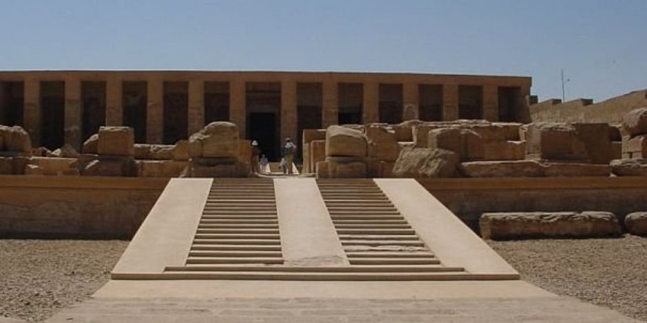 معبد ومدينة أبيدوس التي زارها العناني ... تعرف عليها