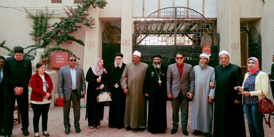بيت العائلة المصرية بكفر الشيخ يهنئ الأقباط بعيد القيامة