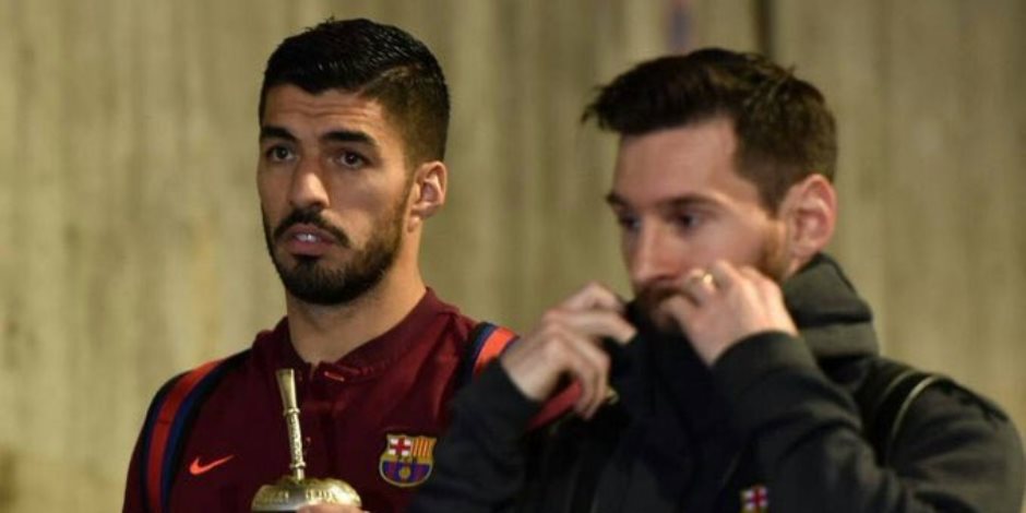 شاهد..وصول لاعبي برشلونة إلى الأولمبيكو لمواجهه روما في ليلة الأبطال (صور و فيديو)