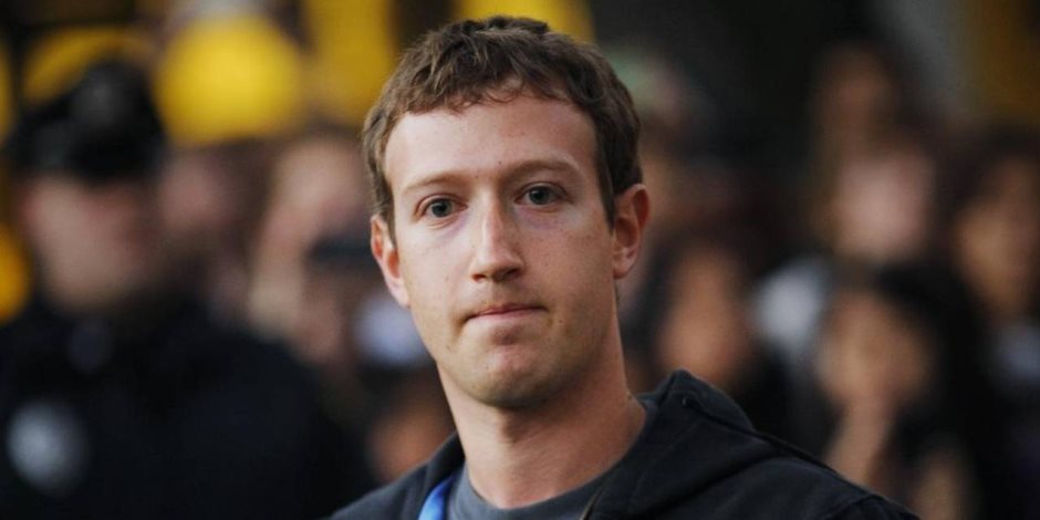 «شاهد ما شفش حاجة».. مارك زوكربيرج ينفي علمه بتسريب بيانات مستخدمي «فيس بوك»