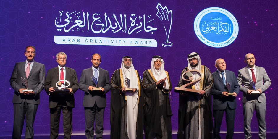 أحمد بن محمد بن راشد يكرّم الفائزين بجائزة الإبداع العربي 2017