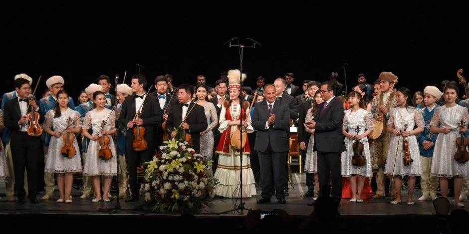 محافط الإسكندرية يشارك في احتفالية الأسبوع الثقافي لدولة كازاخستان (صور)
