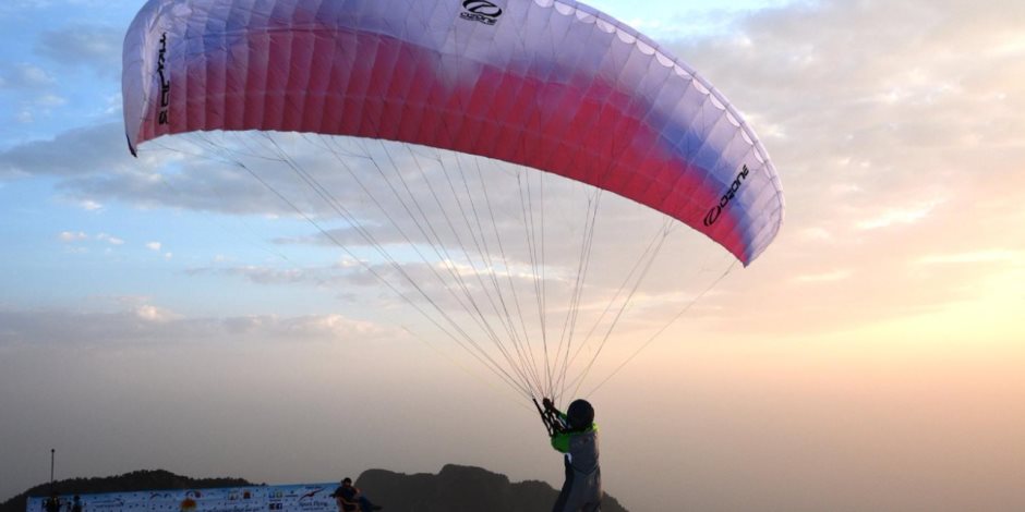 مصر تنظم مهرجان الشباب الدولى للرياضات الجوية بمشاركة 16 دولة مصر تنظم مهرجان الشباب الدولى للرياضات الجوية بمشاركة 16 دولة