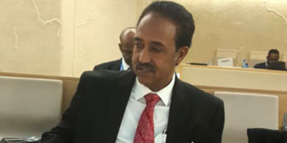 وزير العدل السودانى وخبير أممى يبحثان تطورات أوضاع حقوق الإنسان