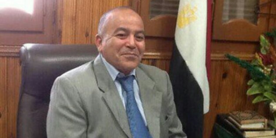 رئيس مدينة السنطة يحيل مفتش تموين للتحقيق لعدم تواجده بالمخبز