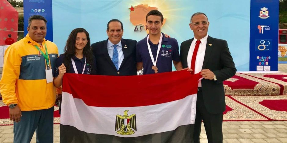 وزير الرياضة يهنيء أبطال الترايثلون لتأهلهم لاولمبياد الشباب