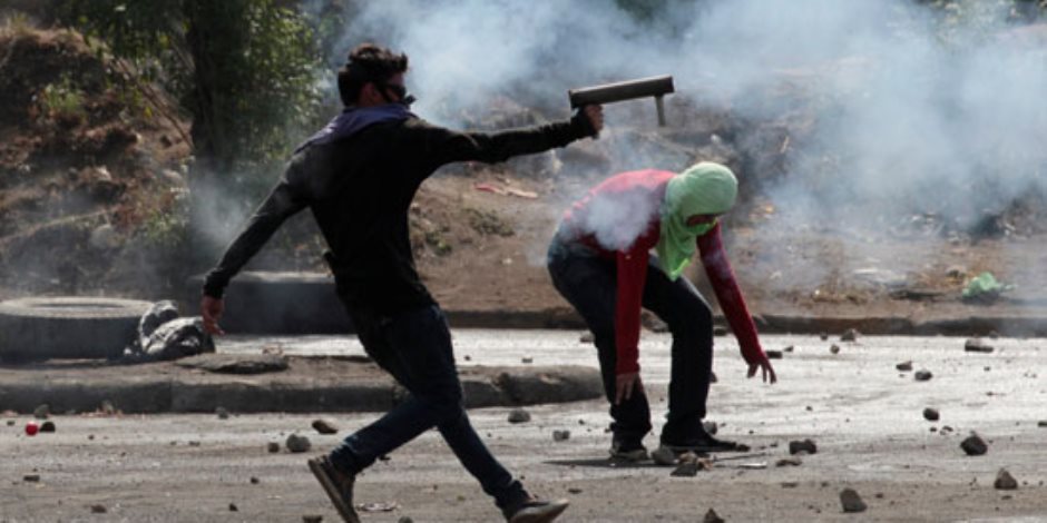 حرب شوارع بين المتظاهرين والشرطة فى نيكاراجوا احتجاجًا على الإصلاحات الحكومية (صور)