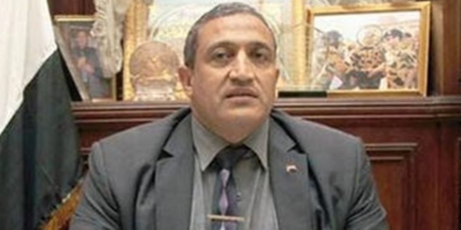 نائب محافظ القاهرة يتفقد سوق الزاوية الحمراء قبل الافتتاح التجريبى