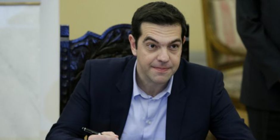 رئيس وزراء اليونان يزور جزيرة «لسبوس» بعد ارتفاع عدد المهاجرين