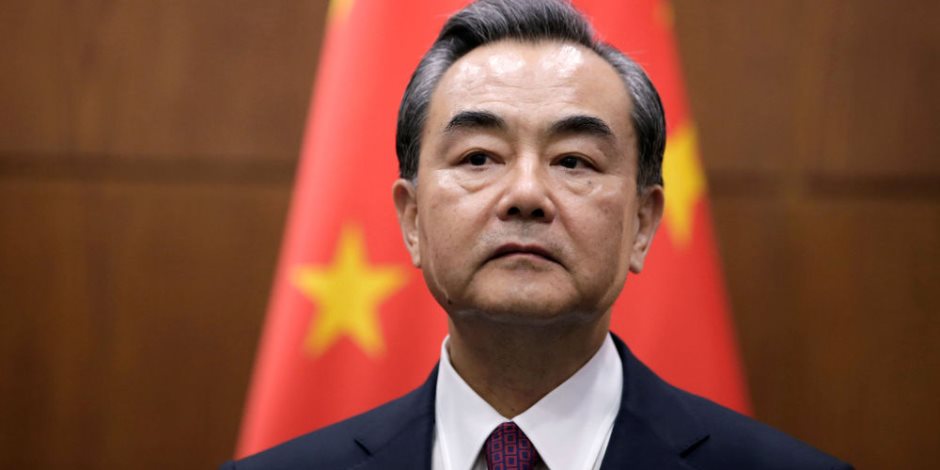 وزير الخارجية الصيني: ندعم إنهاء حالة الحرب بين الكوريتين