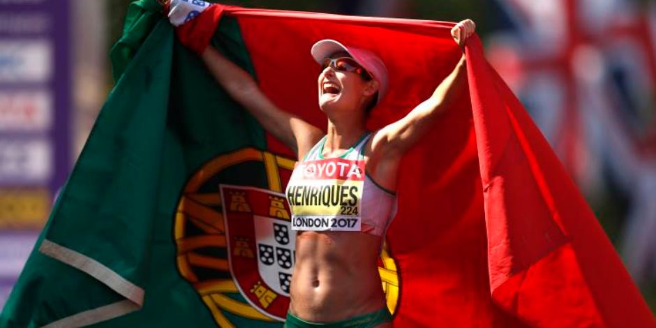 صينية تحطم الرقم القياسي لسباق المشي 50 كيلومترا