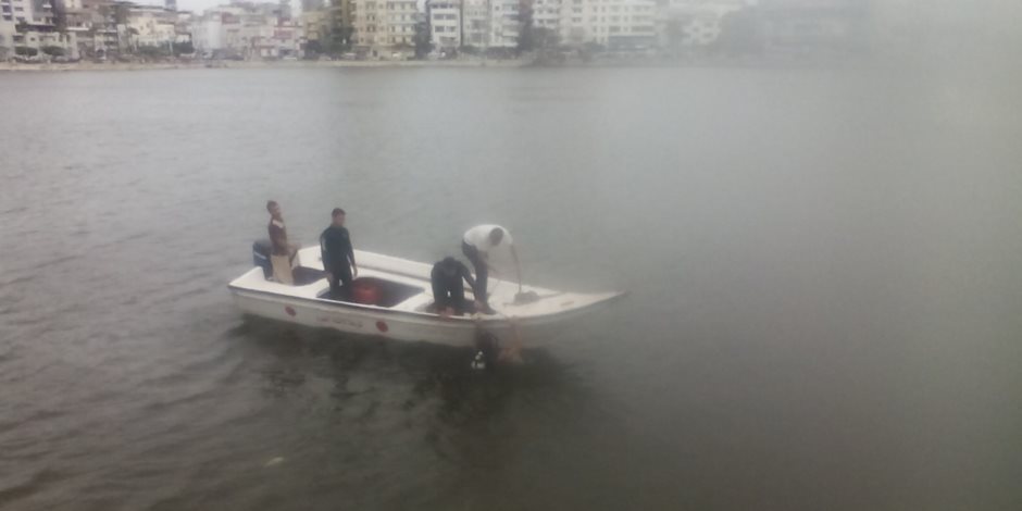 الإنقاذ النهري ينقذ سيدة عقب سقوط سيارتها في النيل بدمياط