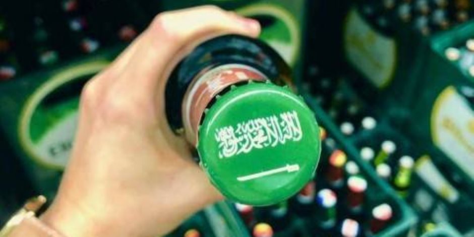 لاستفزازها للمسلمين.. شركة ألمانية تعتذر عن وضعها علم السعودية على أغطية «البيرة»